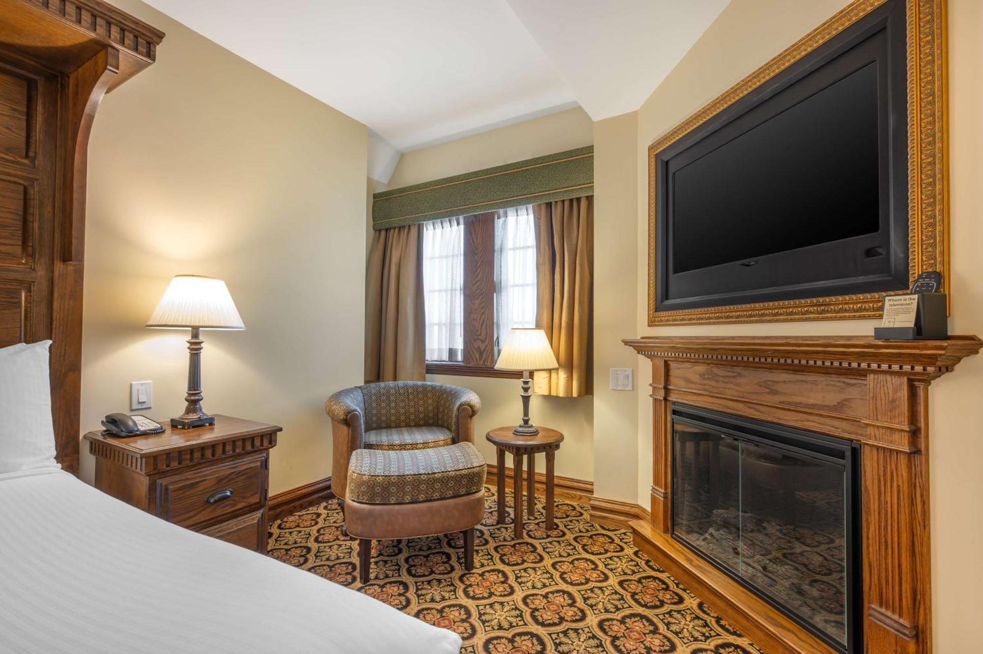 King Room,1624789779:JPEG