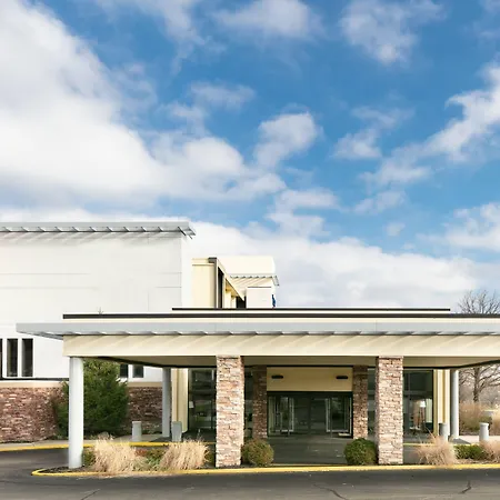 Chester Inn & Suites-2